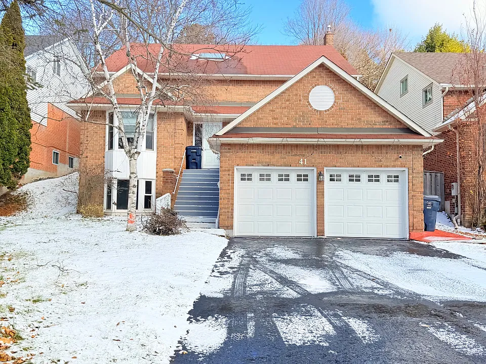41 Broadbridge Dr #MAIN AND UPPER