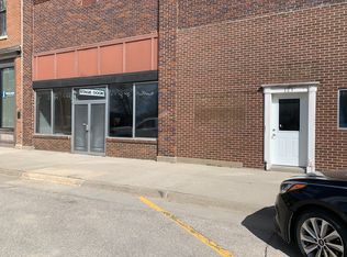 123 Main St W, State Center, IA 50247