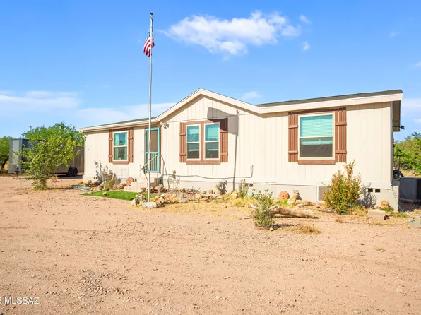 1895 N George Patton Rd, Huachuca City, AZ 85616
