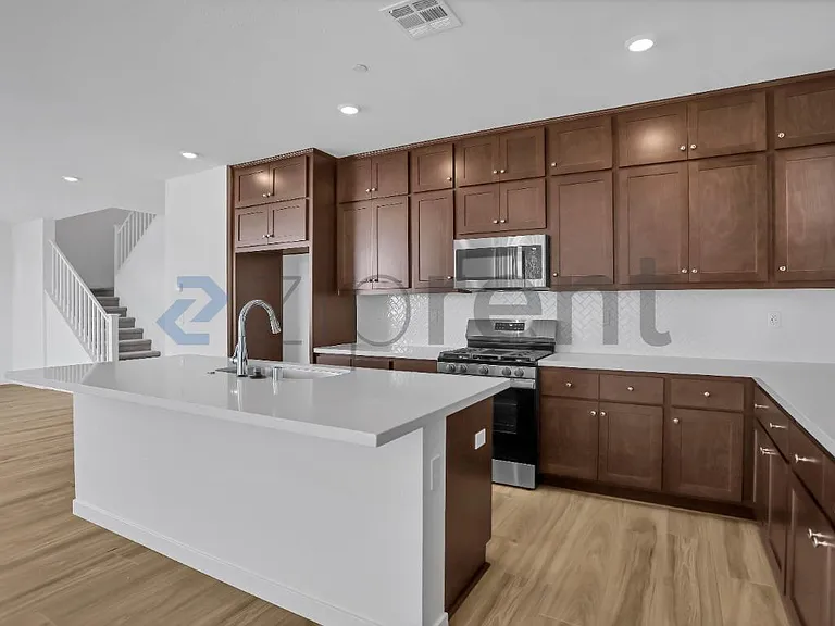 121 Dogwood Ct — Photo 18