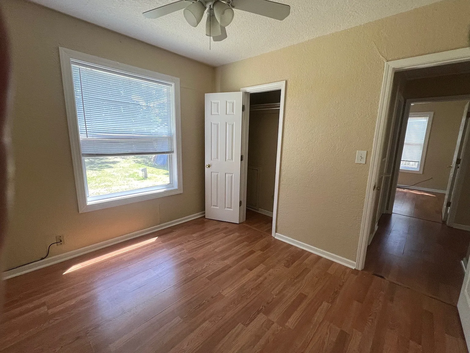 4 bed, 1435 sqft, $1,800 — Photo 4