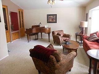 3rd image of 4400 Country Club Dr Unit 4