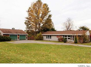803 Rowlee Rd, Fulton, NY 13069