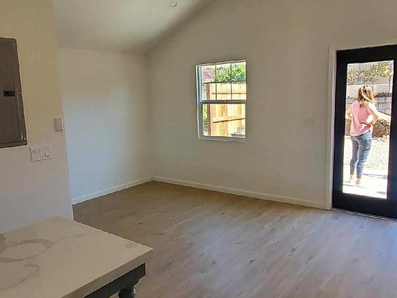 5th image of 6316 Ben Ave