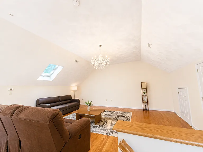 360A Charles St #1 — Photo 22
