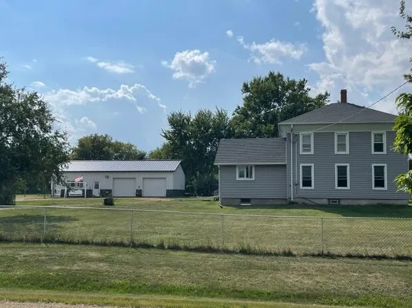 N1369 County Road C, Sharon, WI 53585