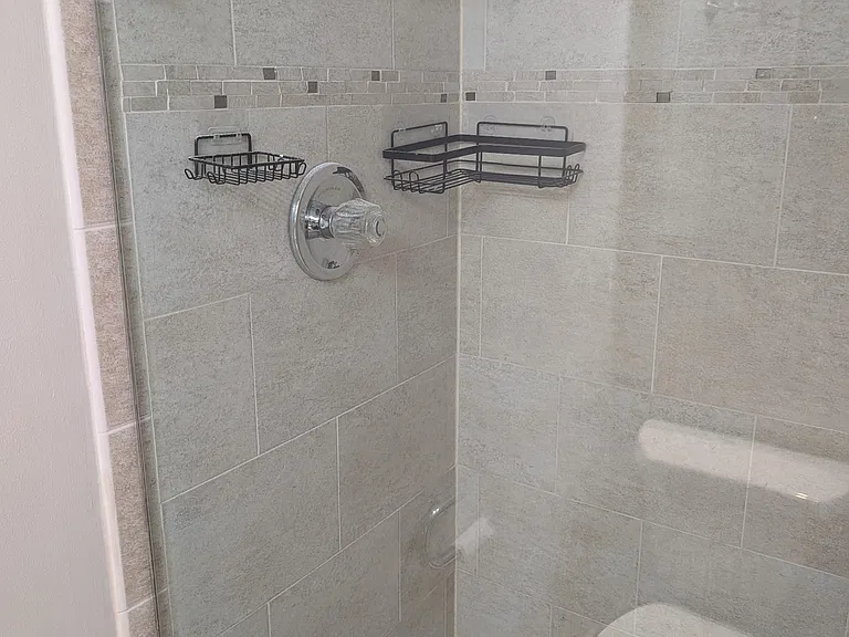 1155 Warburton Ave #12G — Photo 27