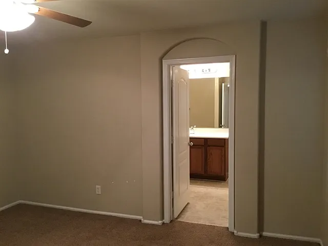 110 W Diamond Trl — Photo 11