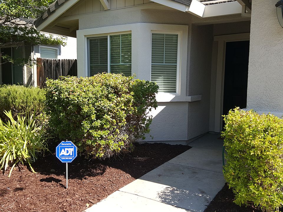 1st image of 1700 Tatiana St
