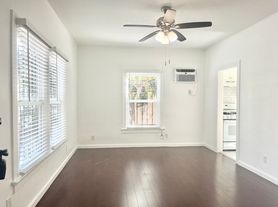 5200 Marathon St, Los Angeles, CA