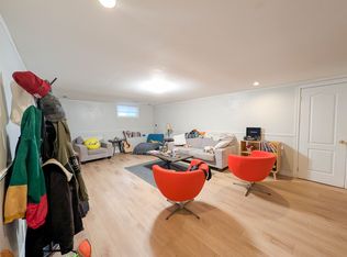 85 Mildred Ave #2, Saint Catharines, ON L2R 6J4