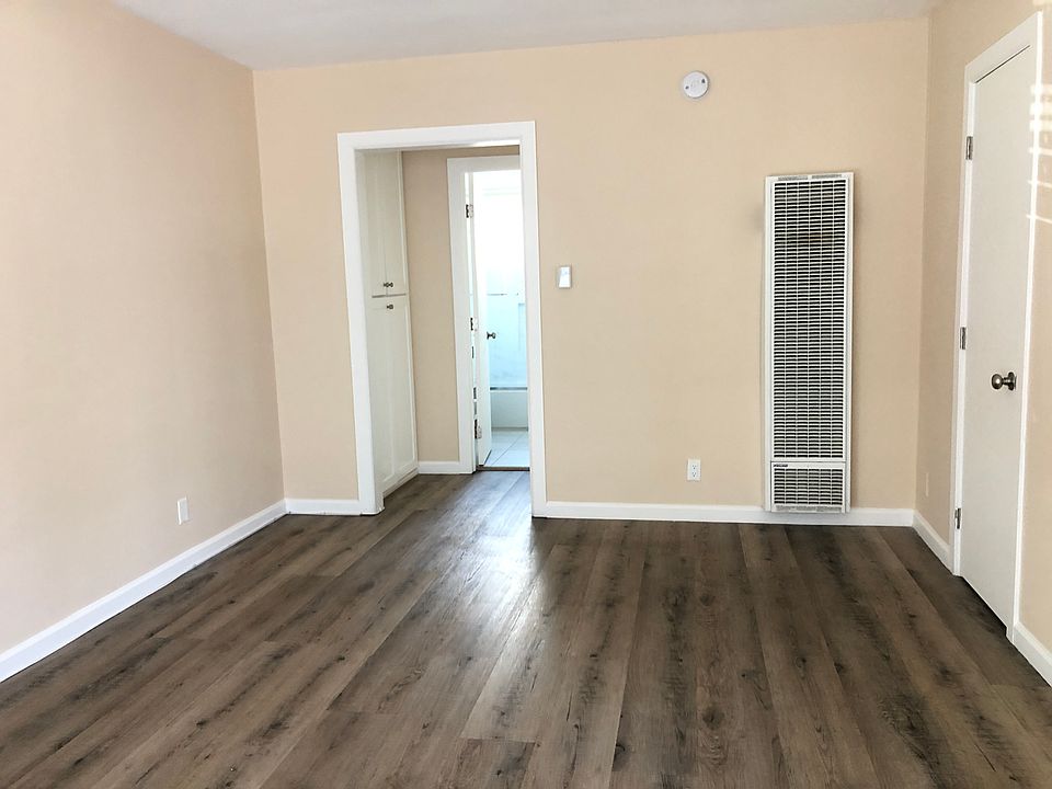 1st image of 6064 Fulton Ave