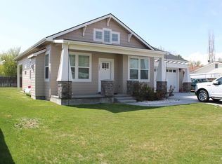 1465 Mountain View Dr, Gooding, ID 83330