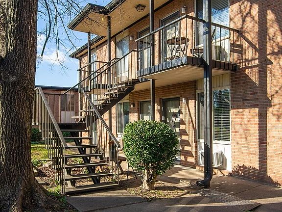3rd image of 2601 Hillsboro Pike APT G6