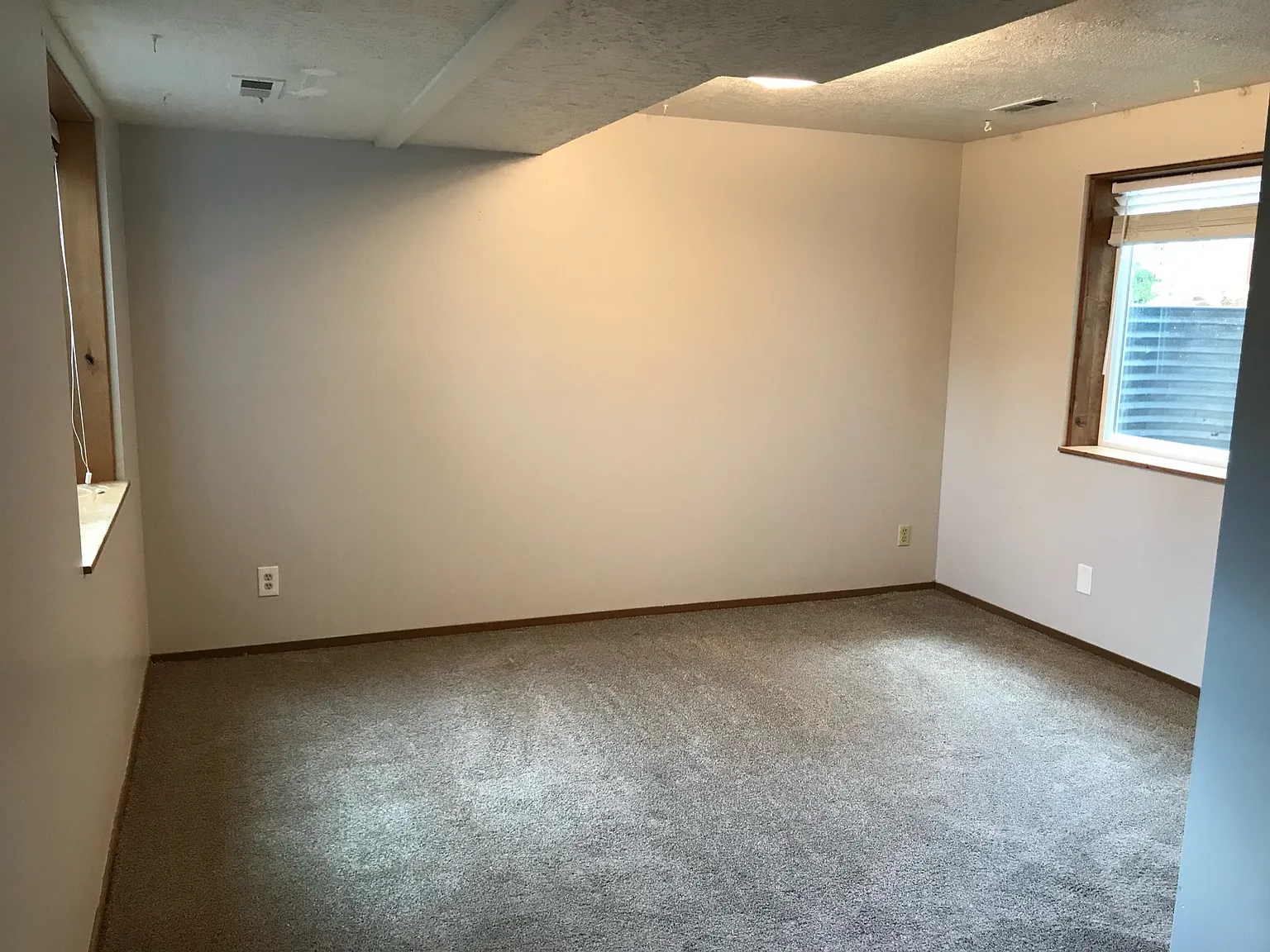 1 bed, 1.5 bath, 900 sqft, $2,200 — Photo 4