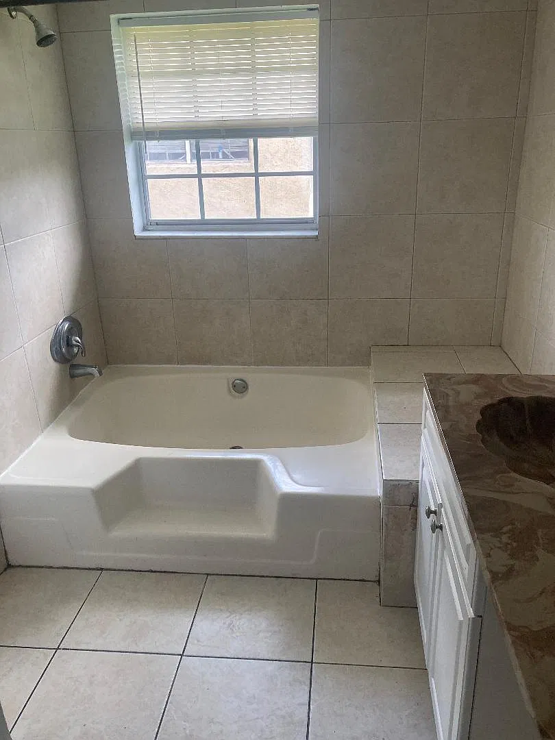 3 bed, 2.5 bath, 1528 sqft, $2,700 — Photo 1
