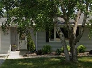 1303 Highview Ave, Union Grove, WI 53182