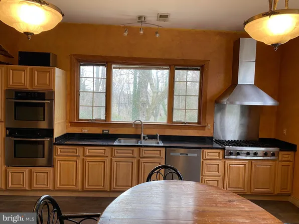 2601 Cool Spring Rd, Hyattsville, MD 20783