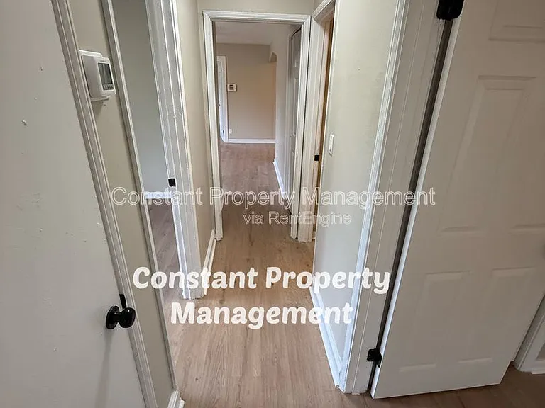 4233 Elkan Ave — Photo 12