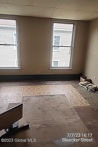 3rd image of 110 BLEECKER Street