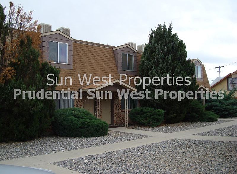 1st image of 1601 Farmington Ave APT 3