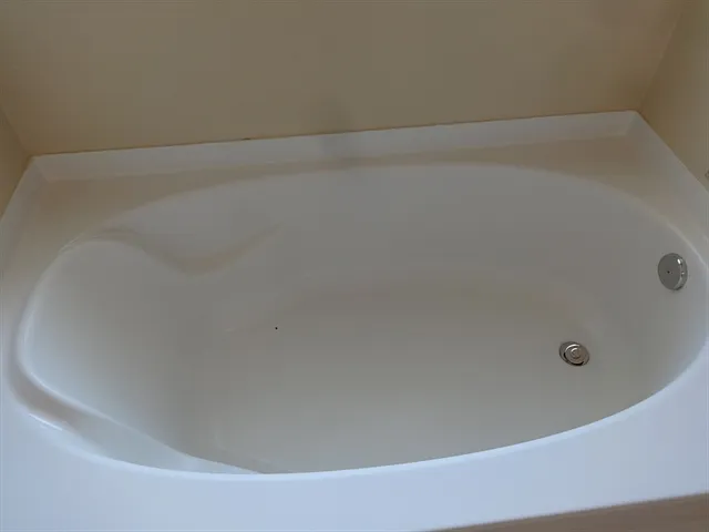 1009 Henry Ct — Photo 8