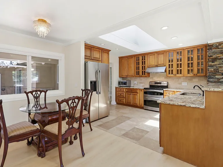 1635 Blossom Hill Rd — Photo 19