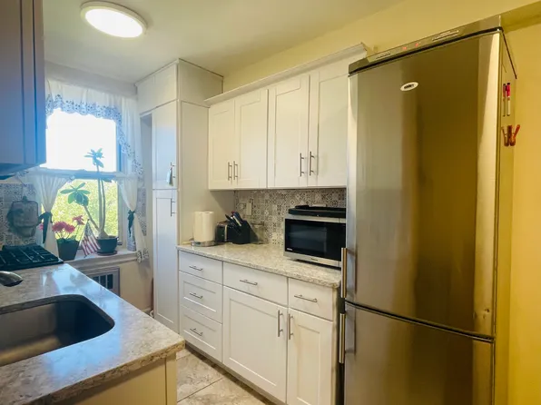 125 Bronx River Rd APT 7K, Yonkers, NY 10704