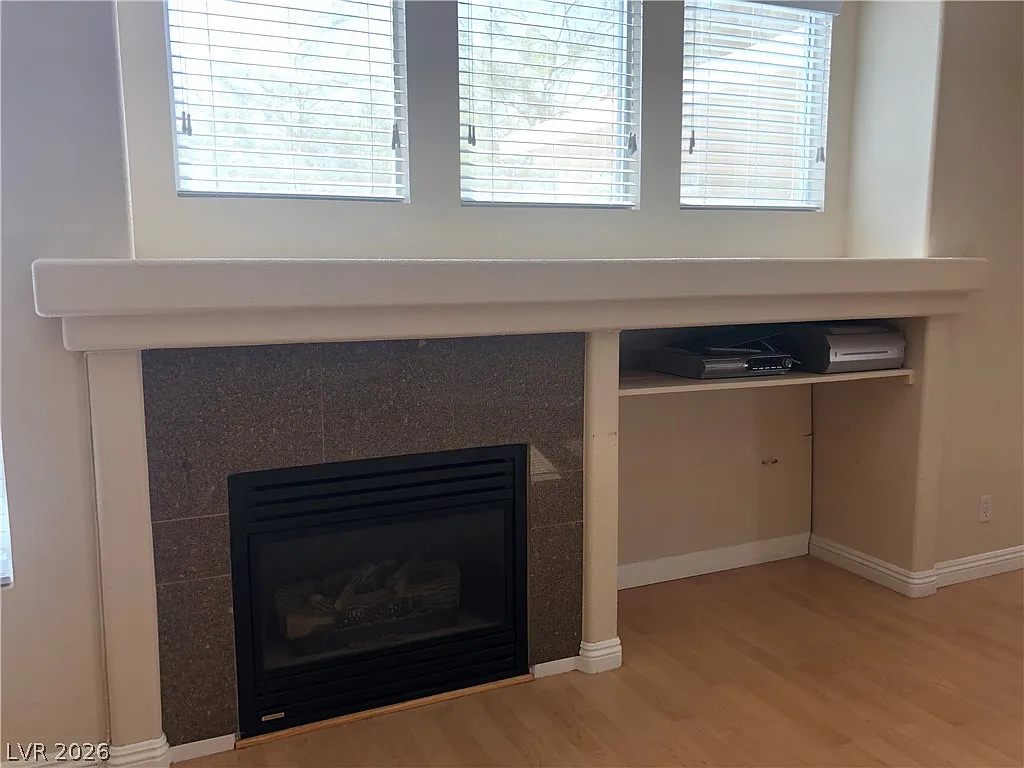 3 bed, 2.0 bath, 1751 sqft, $2,300 — Photo 4