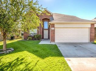 5736 Moon Flower Ct, Fort Worth, TX 76244