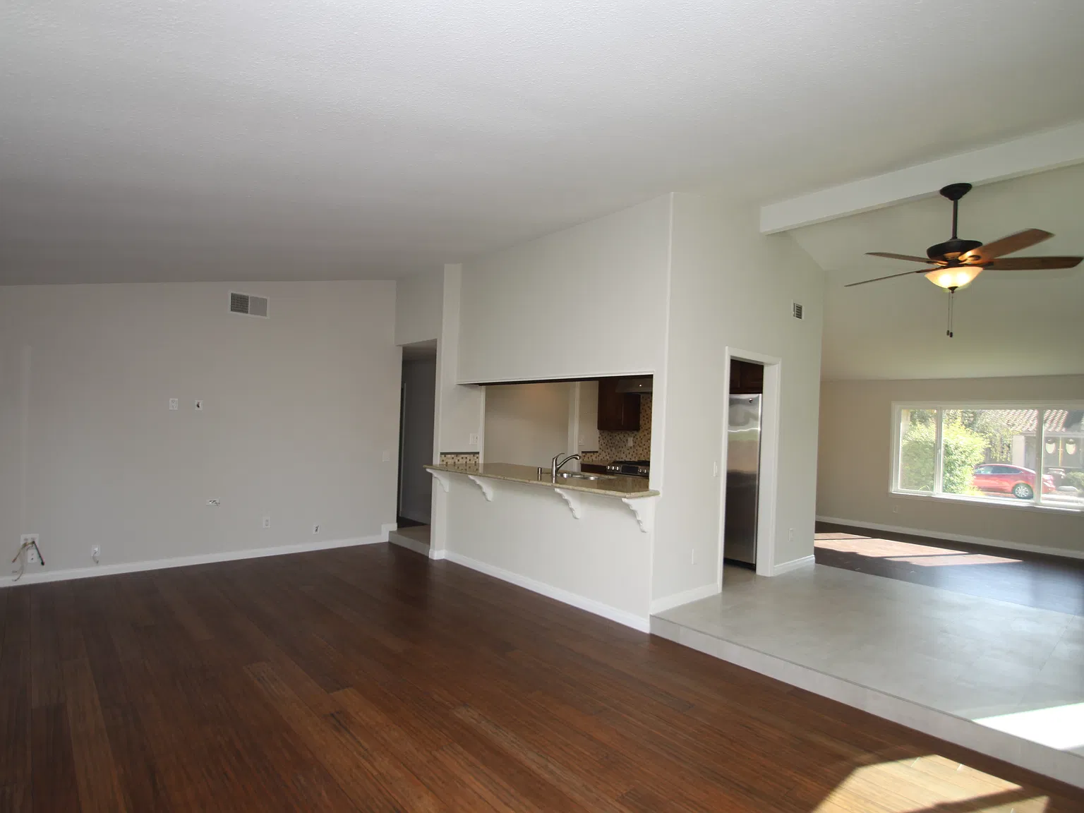 3 bed, 1479 sqft, $4,000 — Photo 3