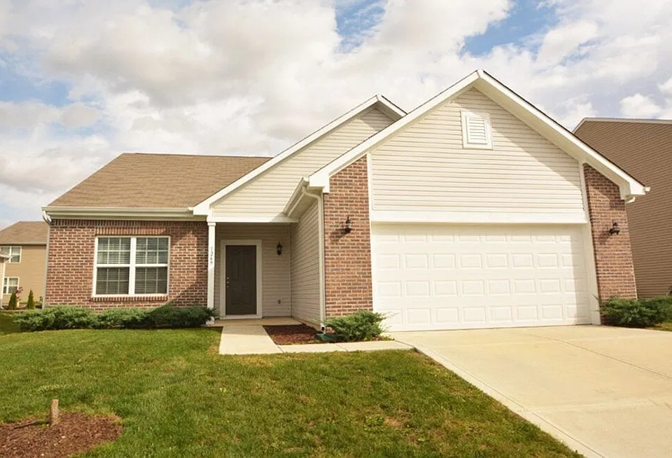 1249 Oak Hill Ln