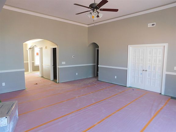 5th image of 540 Canewood Ln