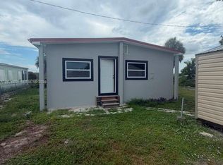 402 Frances Cir, Ruskin, FL 33570