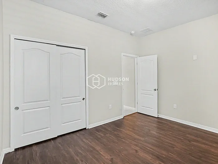 1560 Scarbrough Abby Pl — Photo 15