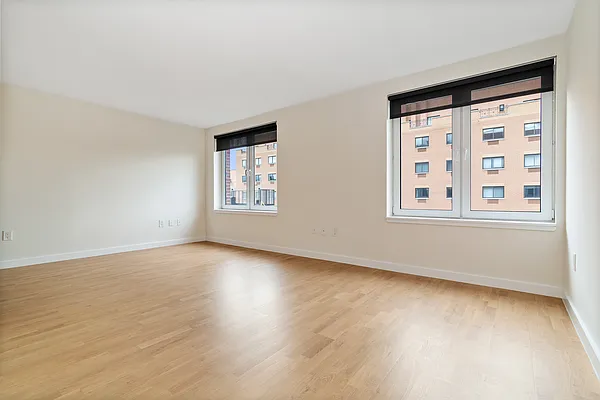 Rented by REAL New York | media 19