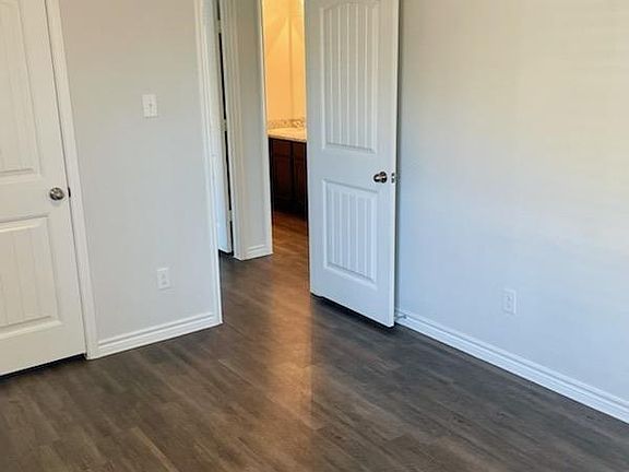 4th image of 1409 Fantail Ln