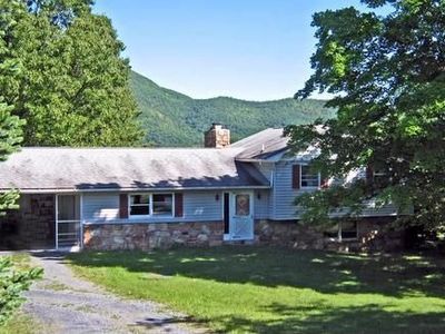 922 S Fort Valley Rd, Fort Valley, VA, 22652
