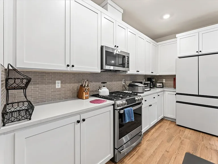 16735 SW Darling Ln — Photo 33