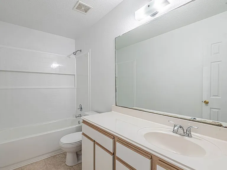 19507 Narcissus Brook Ln — Photo 19