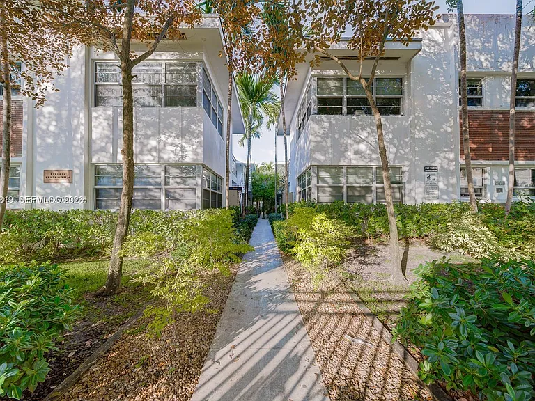 1568 Pennsylvania Ave #325 — Photo 8