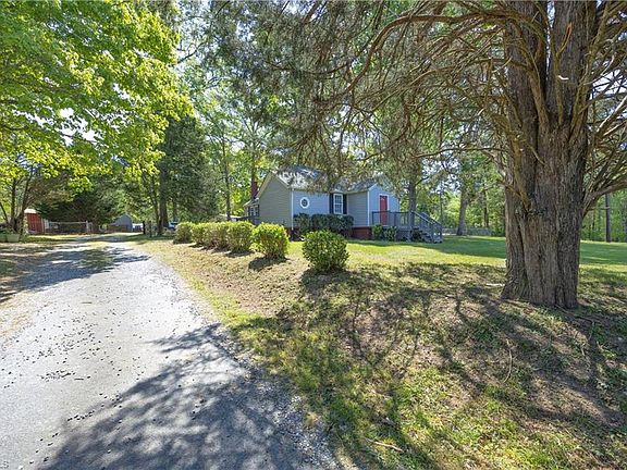 2nd image of 2490 Freshwater Rd