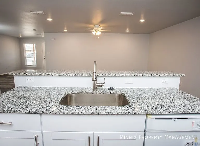 5605 Kemper St #A — Photo 8