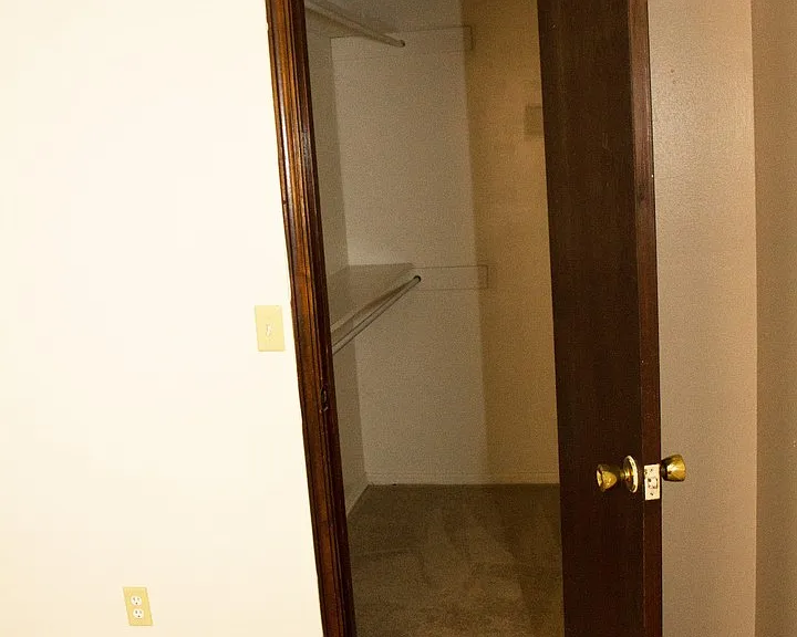 Campus Pointe Apartments — Photo 29