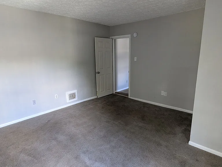 498 Gage St — Photo 28