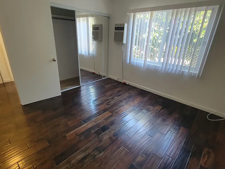924 Hancock Ave #2 — Photo 13