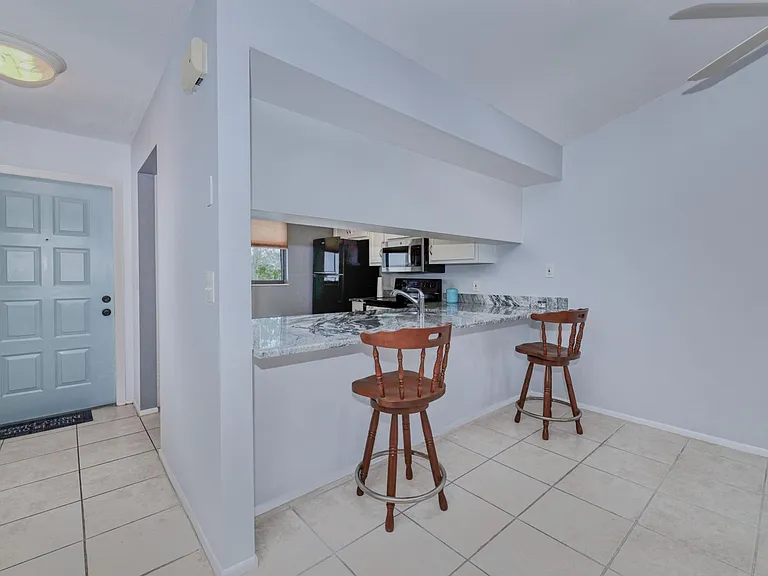 17456 Overhill Dr #F — Photo 3
