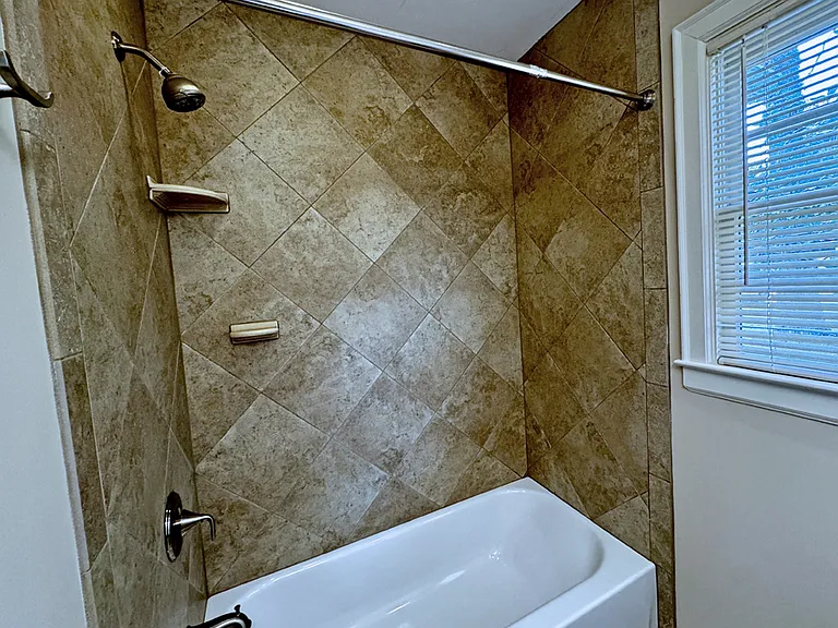 1387 Midview Dr — Photo 12
