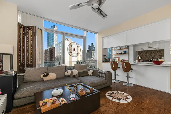 Sold by Compass | media 2