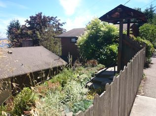 400 36th Ave, Seattle, WA 98122